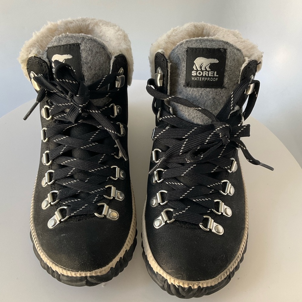 Sorel Black and Cream High-Top Footwear - Picture 3 of 13
